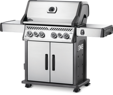 Load image into Gallery viewer, Rogue SE 525 Propane Gas Grill with Infrared Rear

